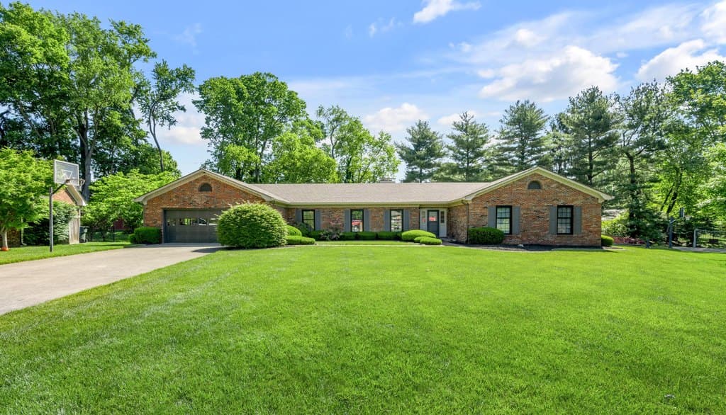 604 Autumn Ln