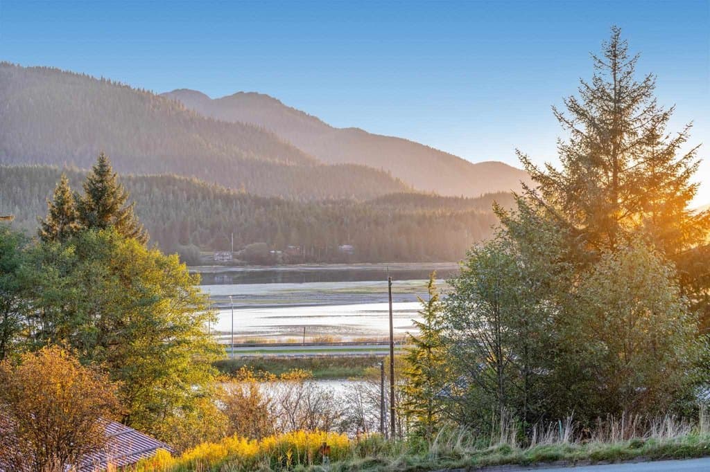 1308 Abby Ct, Juneau