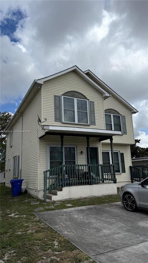 1738 SW 44th Ter, Fort Lauderdale