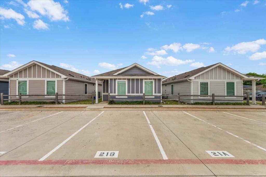 8631 Cottage Creek Dr Unit 21, Fort Worth