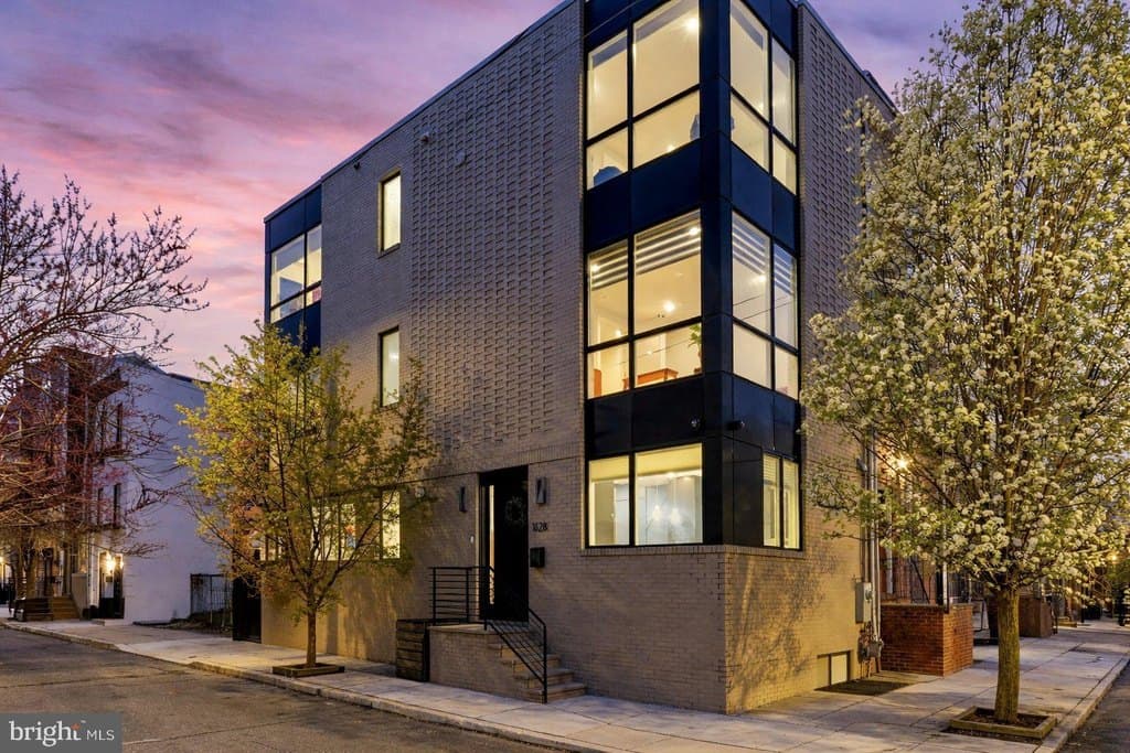 1628 Fitzwater St, Philadelphia