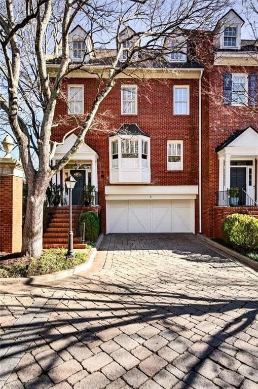 3685 Peachtree Rd NE Apt 1