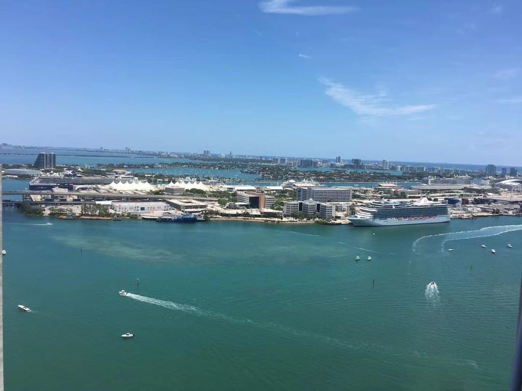 335 S Biscayne Blvd Apt 4004