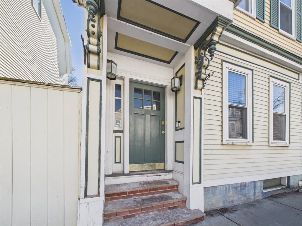 511 E 8th St Unit 1A