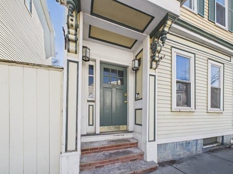 511 E 8th St Unit 1A