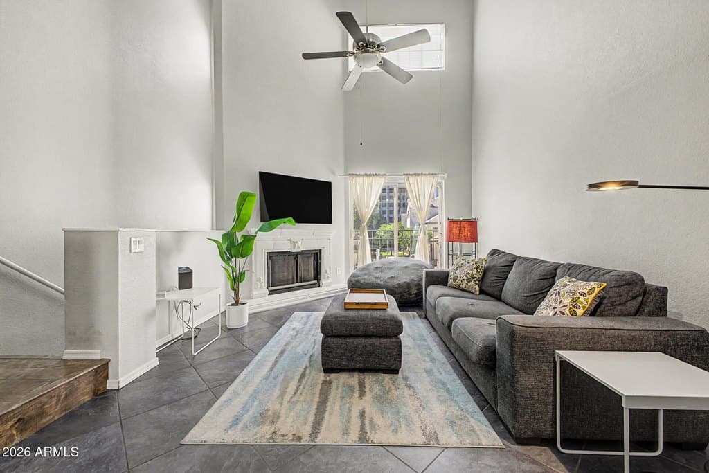 100 E Fillmore St Unit 216