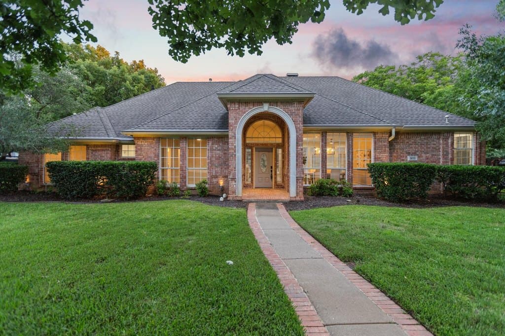 900 Southbend Trl, Southlake