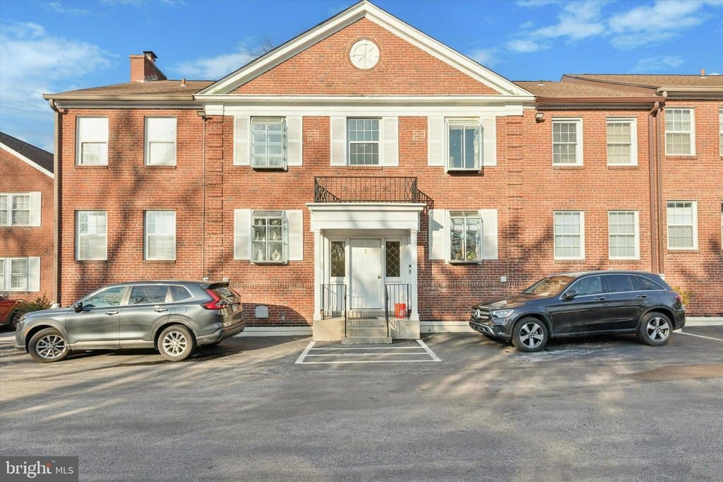 922 W Montgomery Ave Unit I2, Bryn Mawr