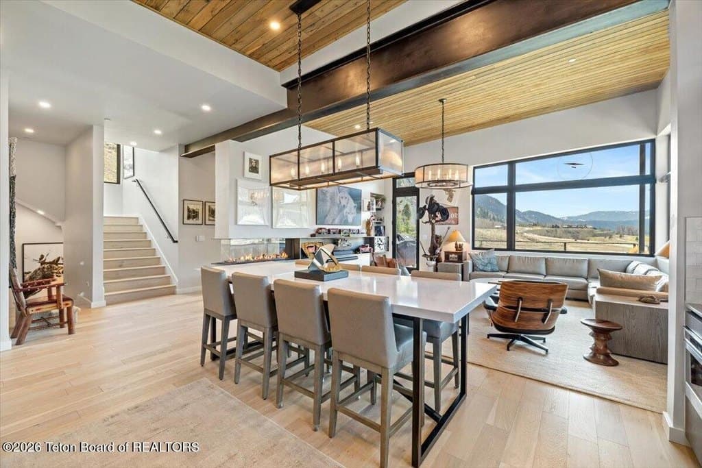 14270 S Wagon Rd, Jackson