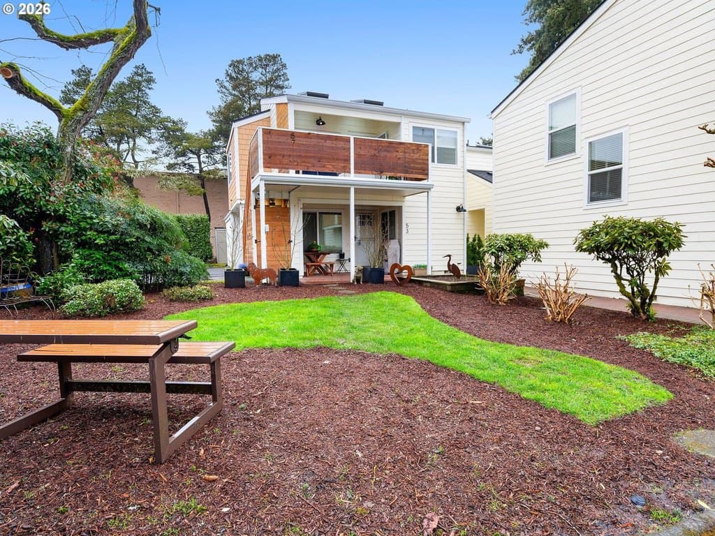 61 Church St, Lake Oswego