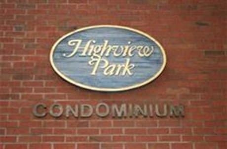 4975 Washington St Unit 305