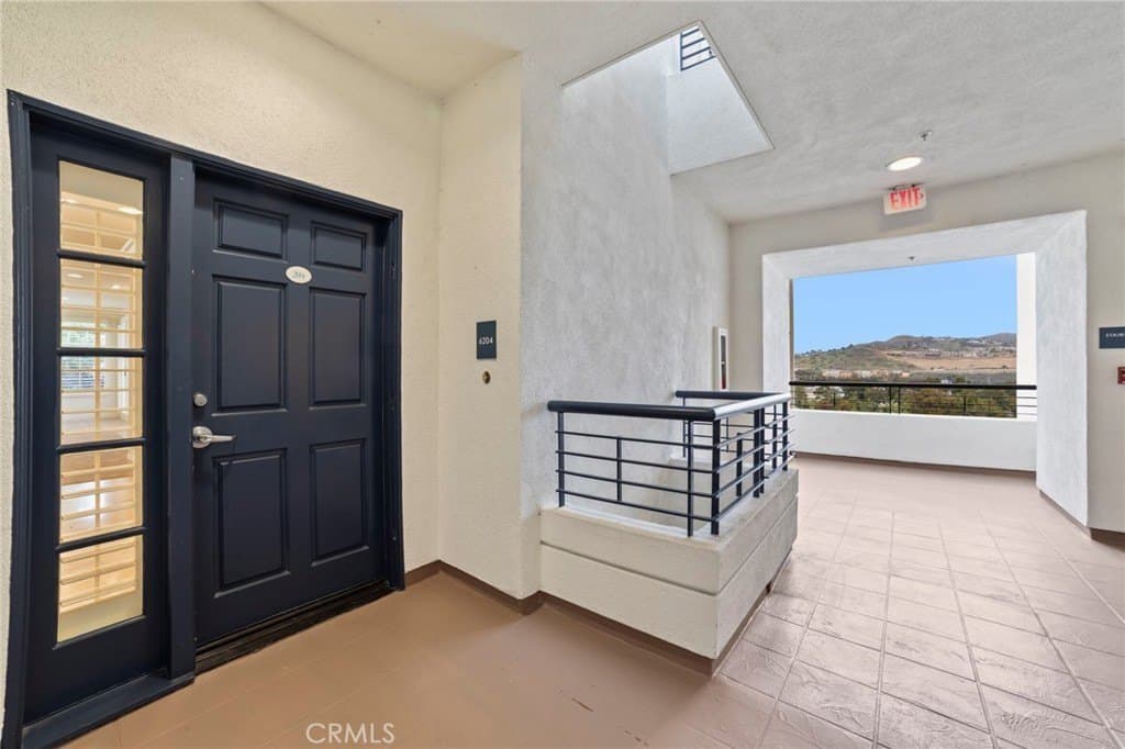 25422 Sea Bluffs Dr Unit 204, Dana Point