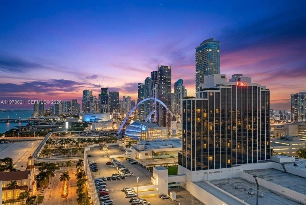 1750 N Bayshore Dr Apt 2510