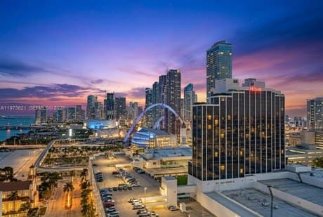 1750 N Bayshore Dr Apt 2510