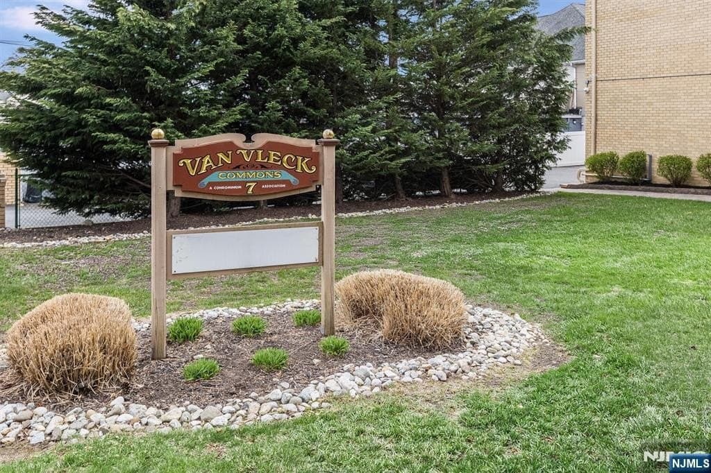 7 Van Vleck St Unit C0009, Montclair