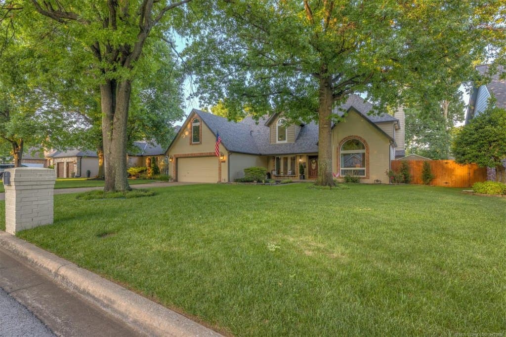 11235 S Maplewood Ave, Tulsa