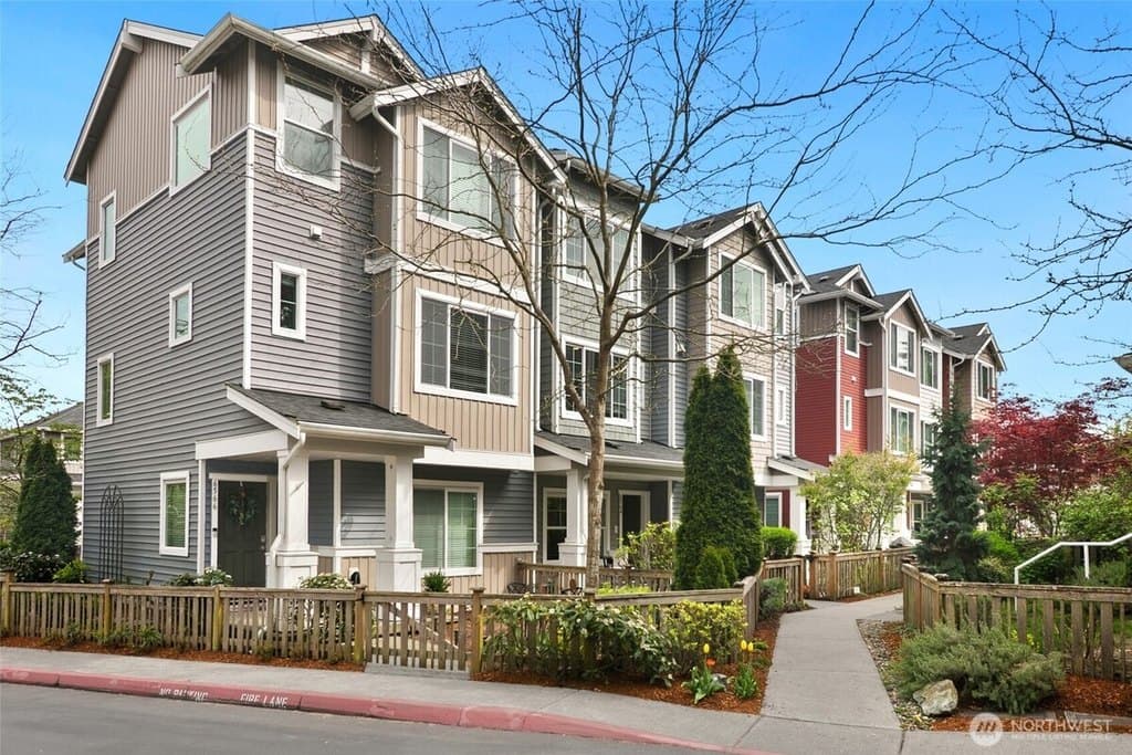 6564 High Point Dr SW