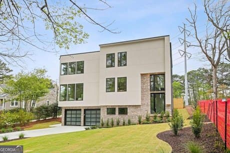 1260 Kingsley Cir NE