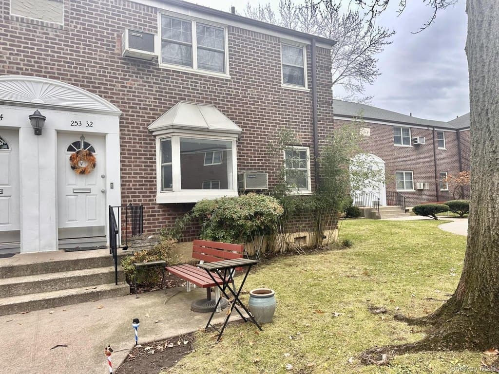 253-32 61st Ave Unit 1