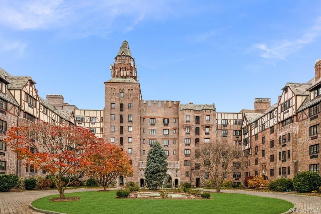 66 Milton Rd Apt D41, Rye