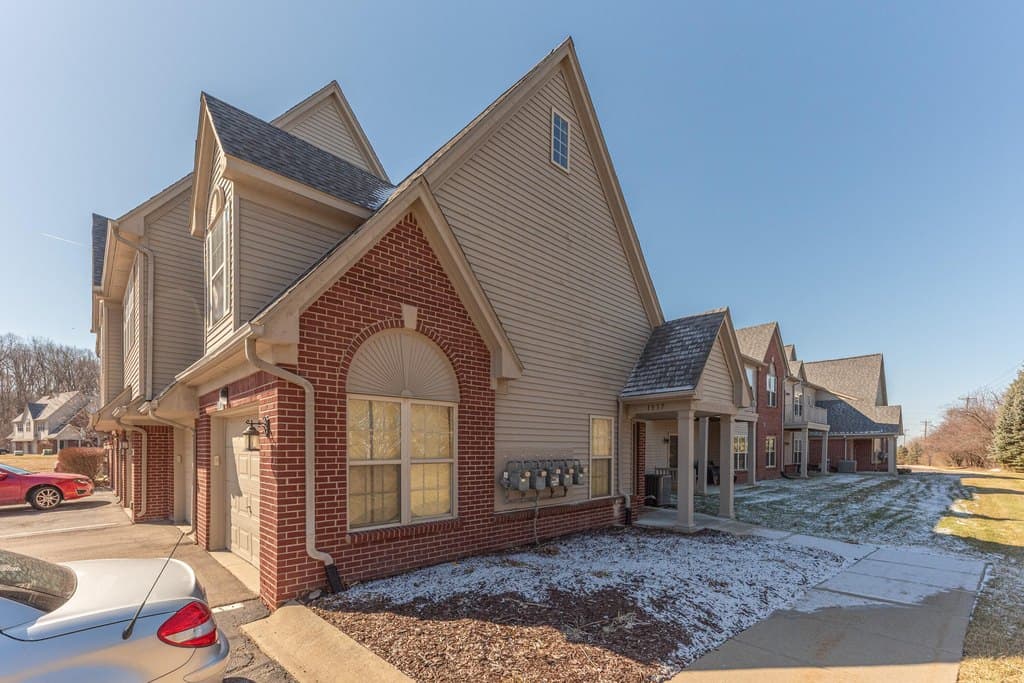 1537 Addington Ln, Ann Arbor