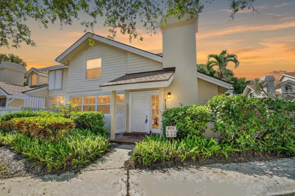 8112 Northboro Ct Unit 12B, West Palm Beach