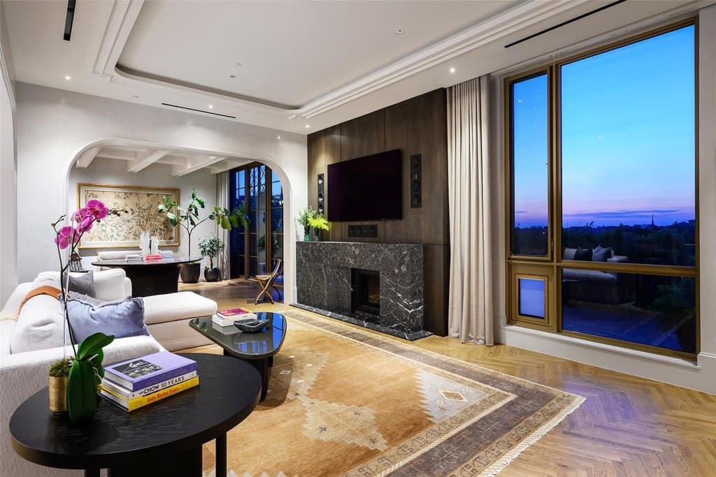 4205 Buena Vista St Apt 302