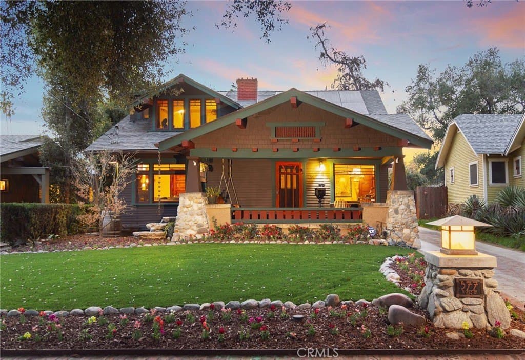 577 N Chester Ave, Pasadena