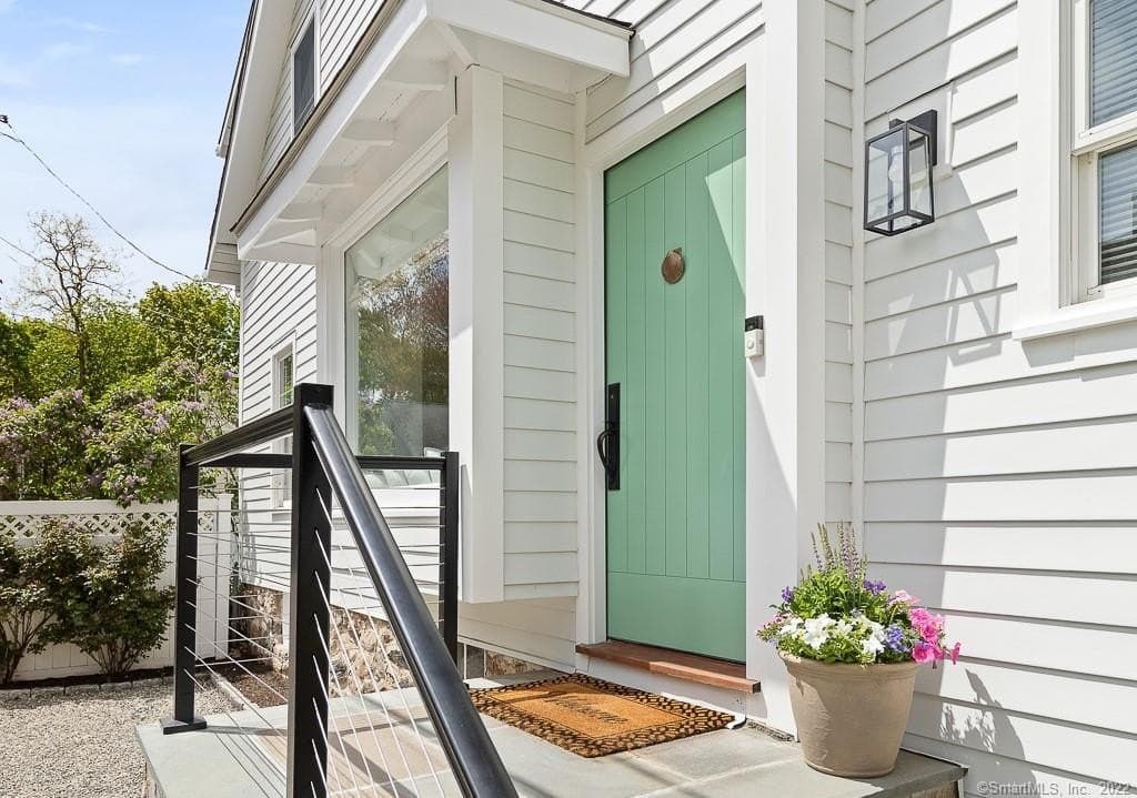 25 Hillside Ave, Darien