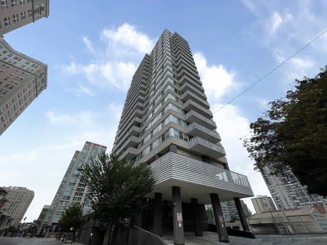 5601 N Sheridan Rd Apt 14E