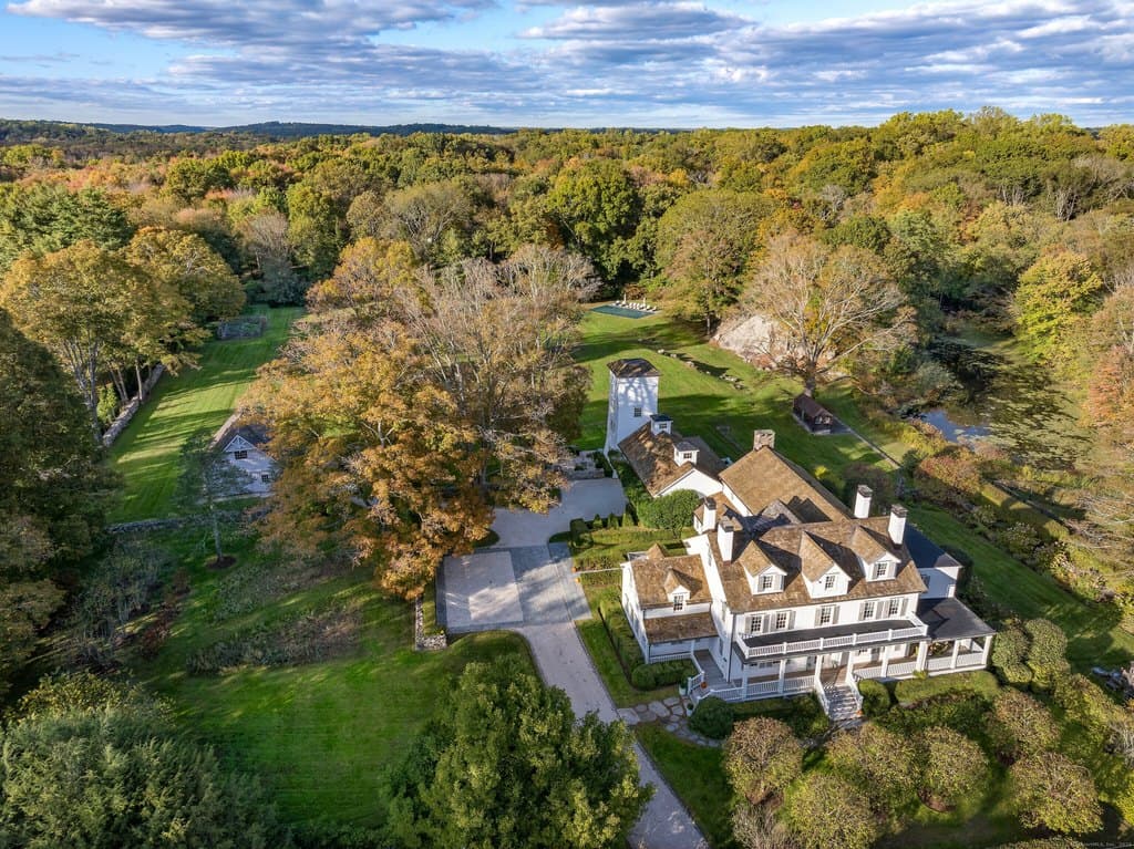 411 Stanwich Rd, Greenwich