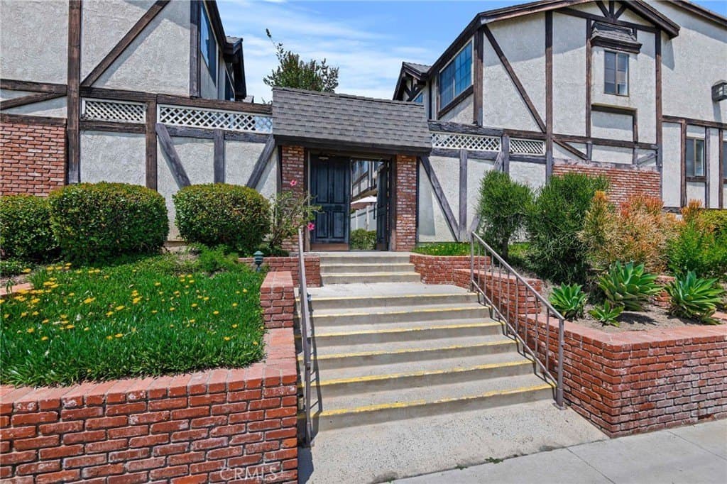 20737 Roscoe Blvd Unit 703