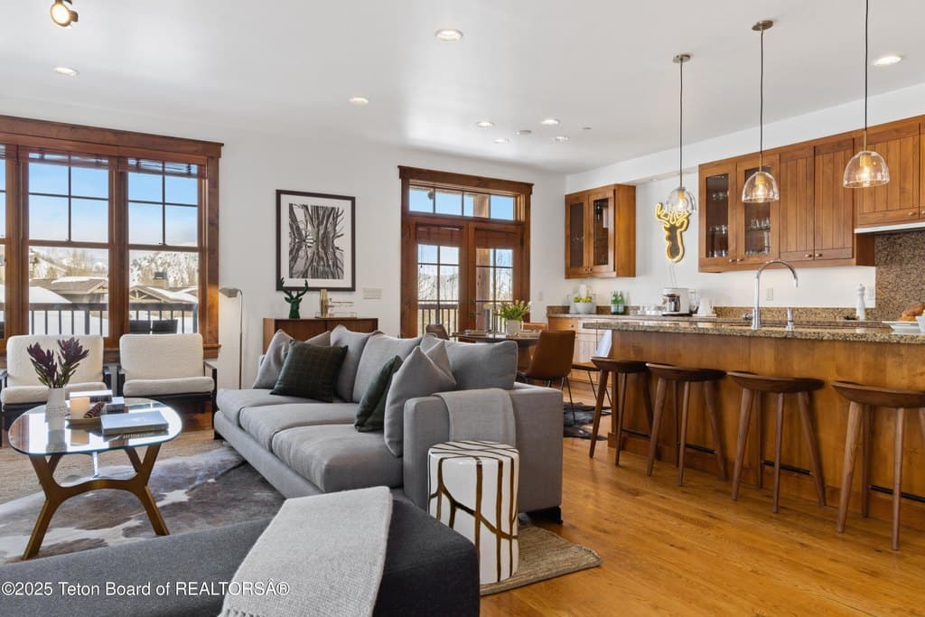 524 Lower Snow King Loop Apt 241, Jackson