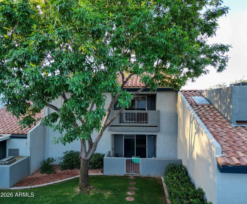 220 N 22nd Pl Unit 2006