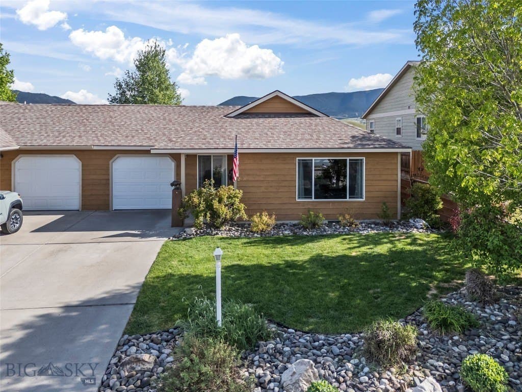 2101 Sun Ave, Livingston