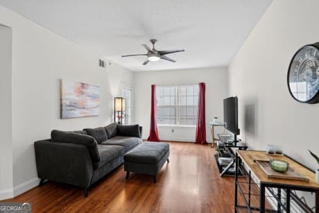 1074 Peachtree Walk NE Unit B323