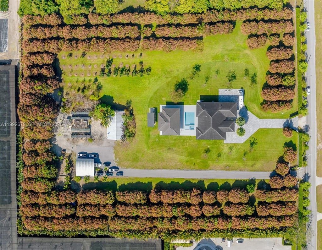 17950 SW 192nd St, Miami