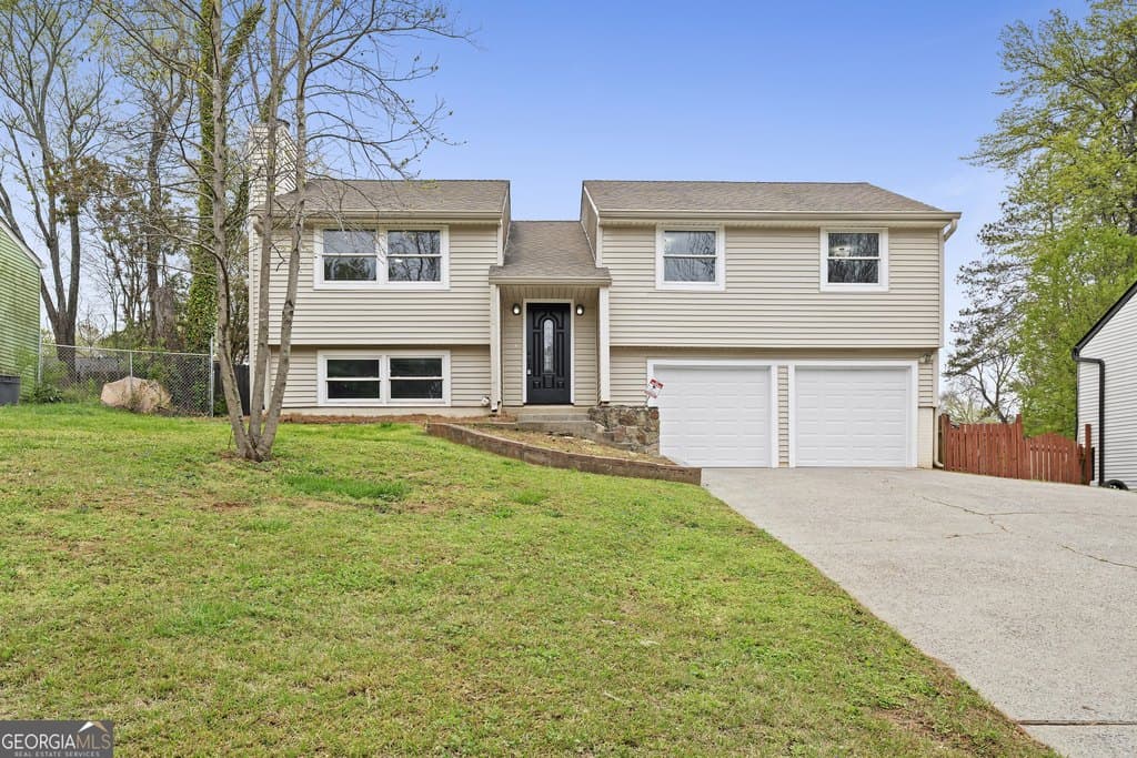 425 Worthington Hills Ct, Roswell
