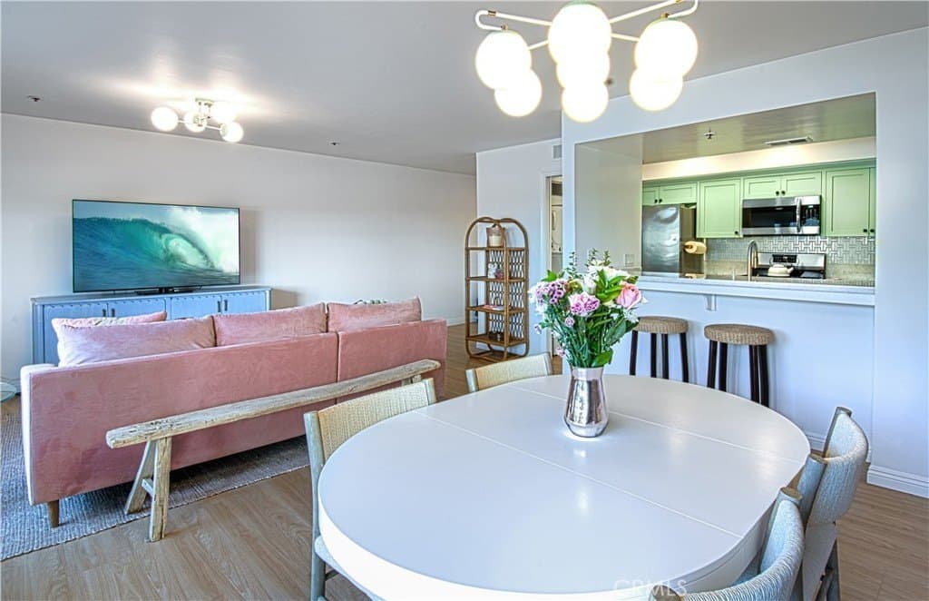 240 Nice Ln Apt 102, Newport Beach