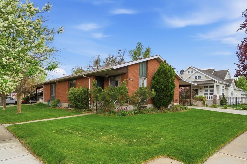 6112 S Vineway Cir E, Salt Lake City