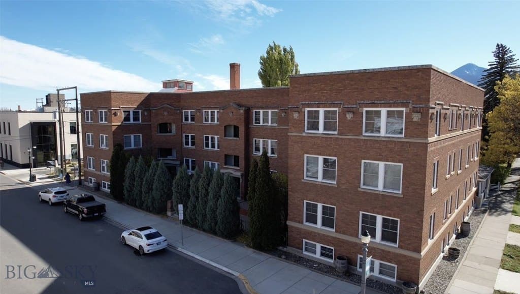 219 W Callender St, Livingston