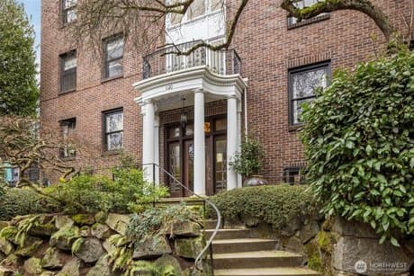 1120 17th Ave Apt 104