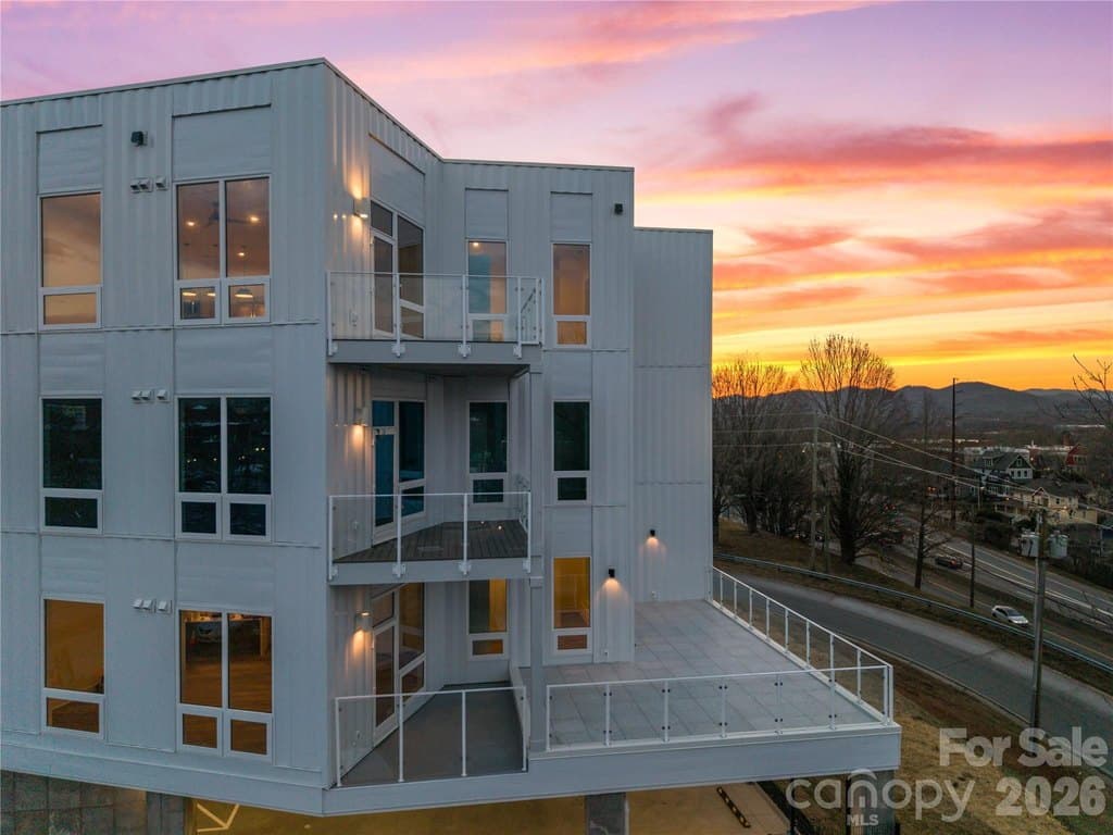 123 Haywood St Unit 305, Asheville