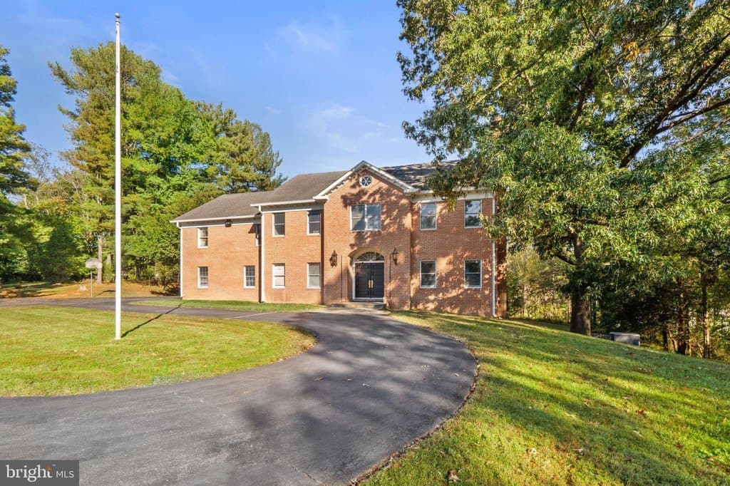 9200 Falls Run Rd, McLean