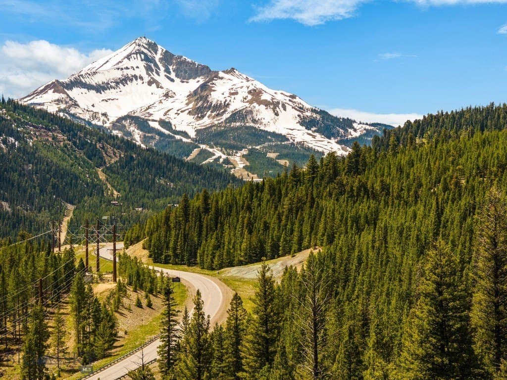 Nhn First Left Dr, Big Sky