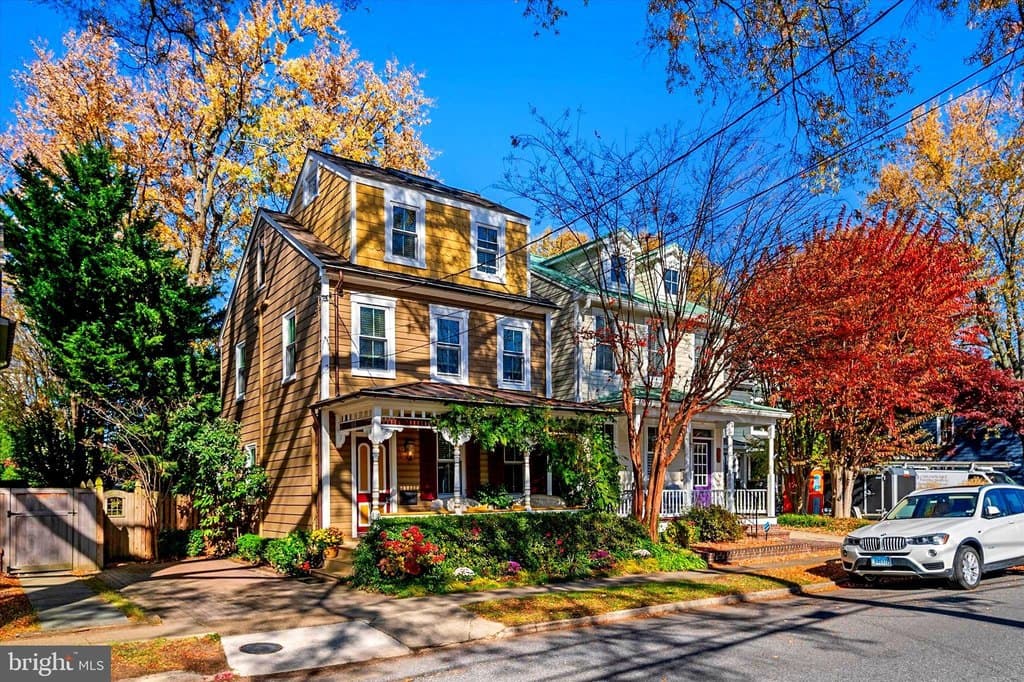 120 Chesapeake Ave, Annapolis