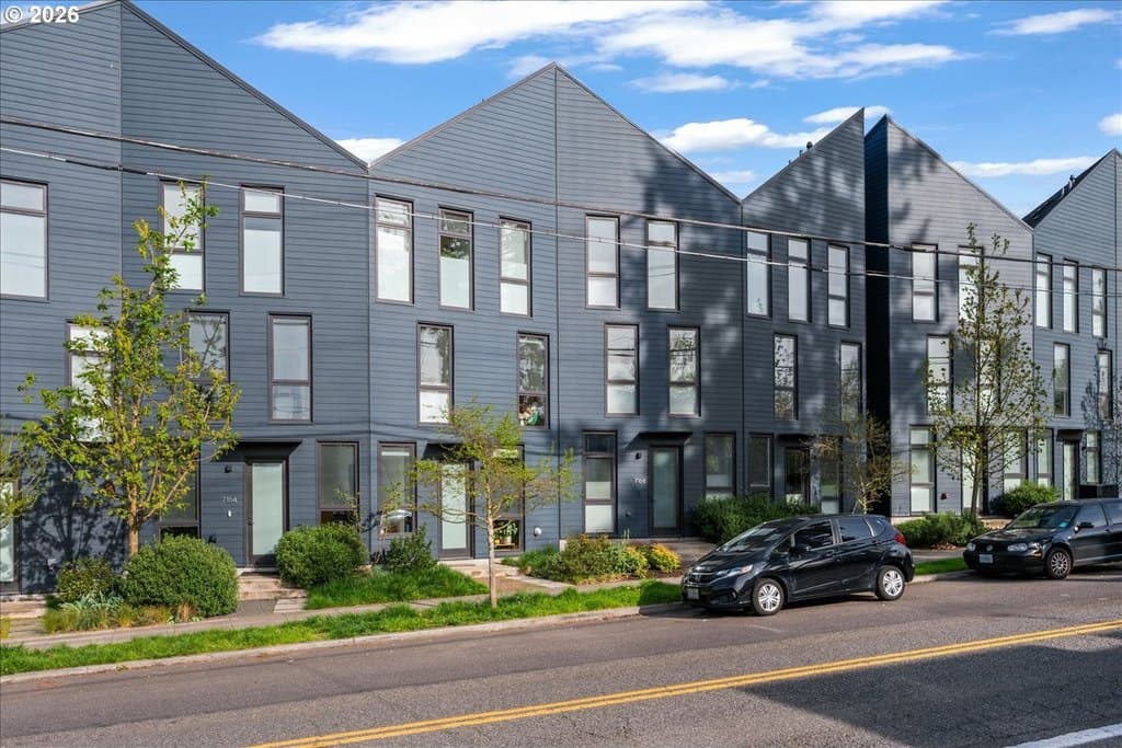 7168 N Vancouver Ave, Portland