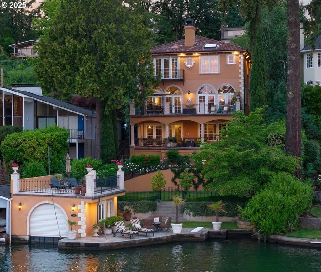 3600 Lakeview Blvd, Lake Oswego