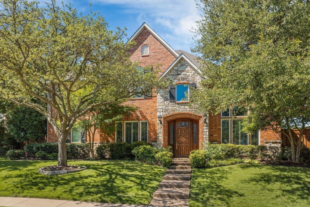 6404 Cypress Point Dr, Plano