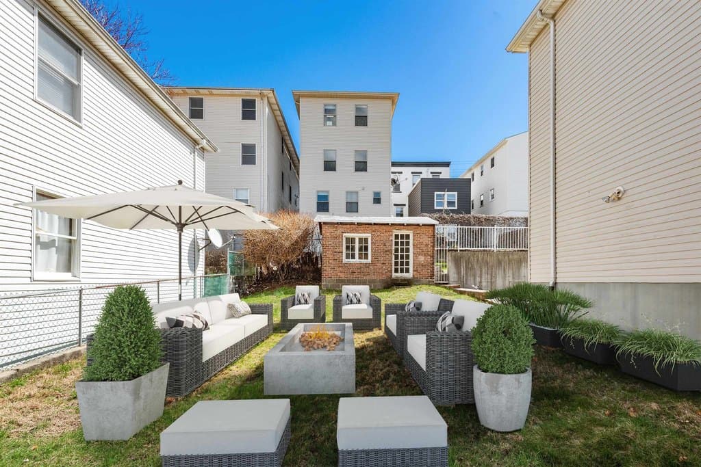 304 Terrace Ave, Jersey City